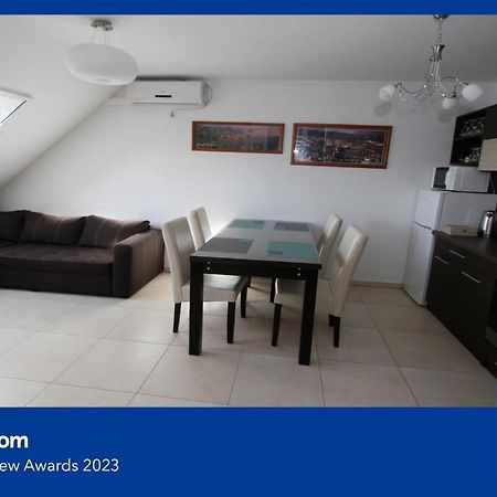 Blonde River Apartman Soter Σέγκεντ Εξωτερικό φωτογραφία