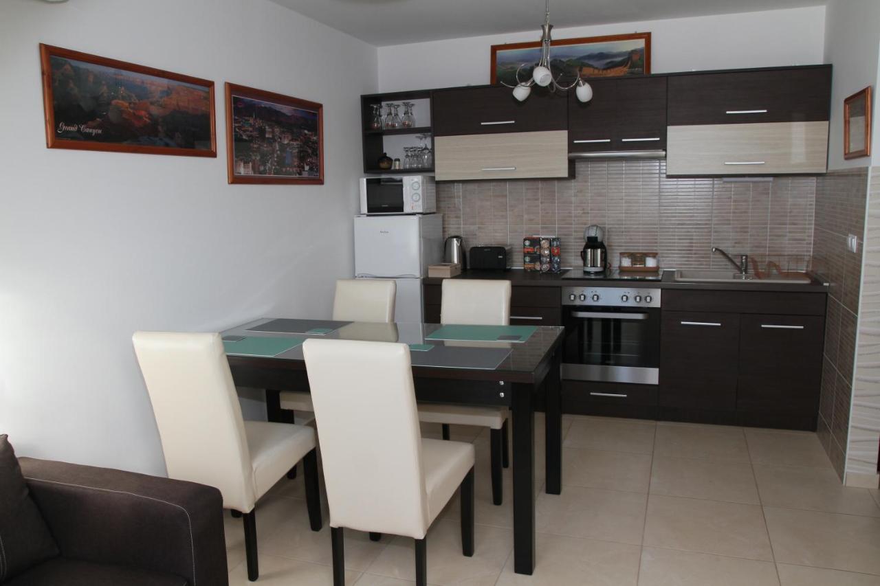 Blonde River Apartman Soter Σέγκεντ Εξωτερικό φωτογραφία