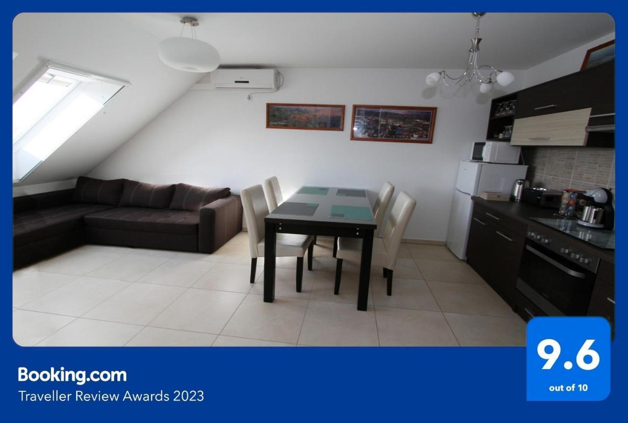 Blonde River Apartman Soter Σέγκεντ Εξωτερικό φωτογραφία